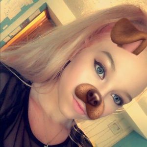 Meet your Posher, Hailey